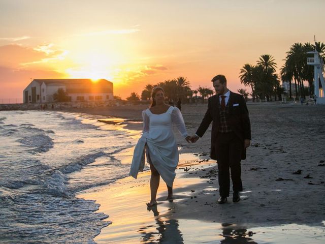 La boda de Goyo y Carlota en Santa Pola, Alicante 3