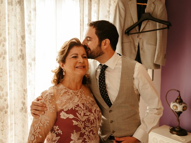 La boda de Cristina y Josevi en Bormujos, Sevilla 9