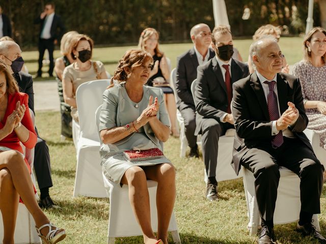 La boda de Cristina y Josevi en Bormujos, Sevilla 47