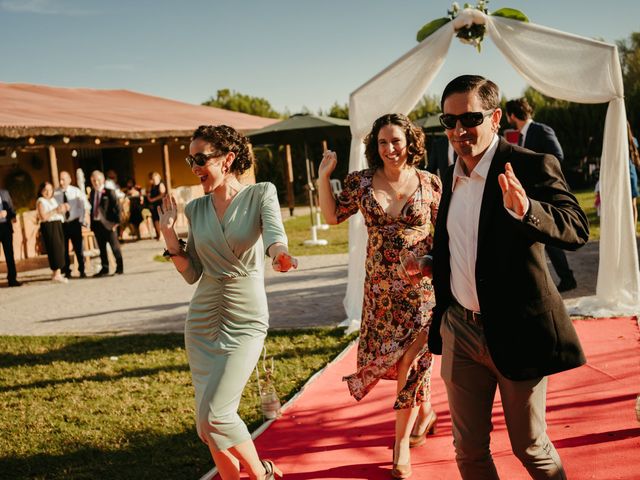 La boda de Cristina y Josevi en Bormujos, Sevilla 114