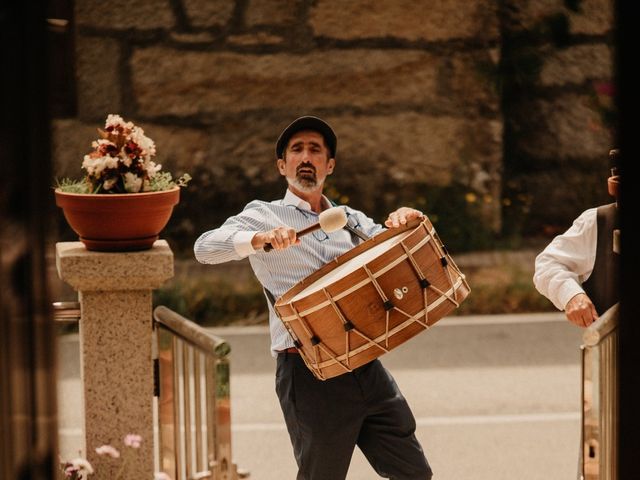 La boda de Miki y Noe en O Grove (Resto Parroquia), Pontevedra 21