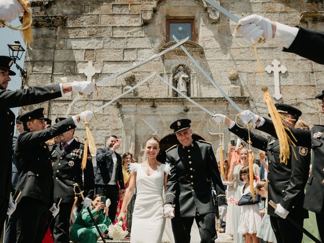 La boda de Miki y Noe en O Grove (Resto Parroquia), Pontevedra 51