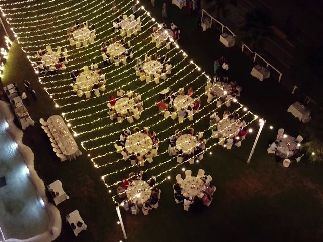 La boda de Juan Carlos y Anabel en Villamanrique De La Condesa, Sevilla 22
