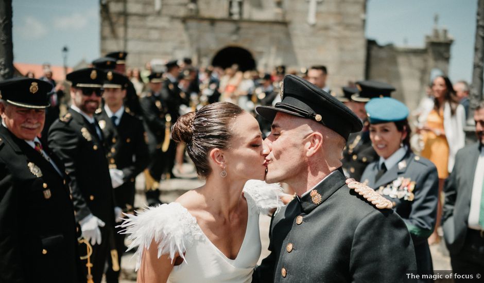 La boda de Miki y Noe en O Grove (Resto Parroquia), Pontevedra