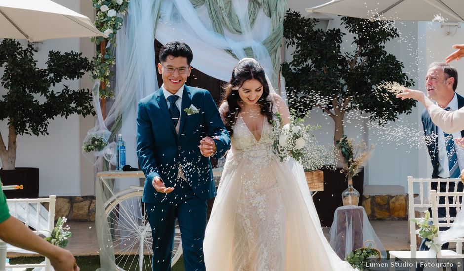 La boda de Alba y Jorge en Estepa, Sevilla