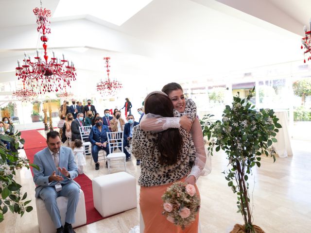 La boda de Mario y Natalia en Navalcarnero, Madrid 14