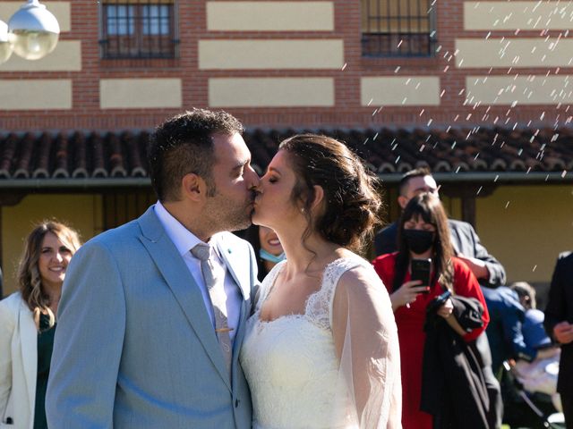 La boda de Mario y Natalia en Navalcarnero, Madrid 18