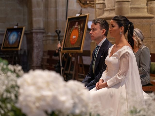 La boda de Jose María y Blanca en Hondarribia, Guipúzcoa 20