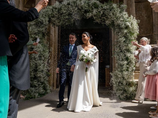 La boda de Jose María y Blanca en Hondarribia, Guipúzcoa 25