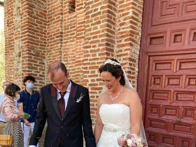 La boda de Esteban  y Edurne  en Móstoles, Madrid 13