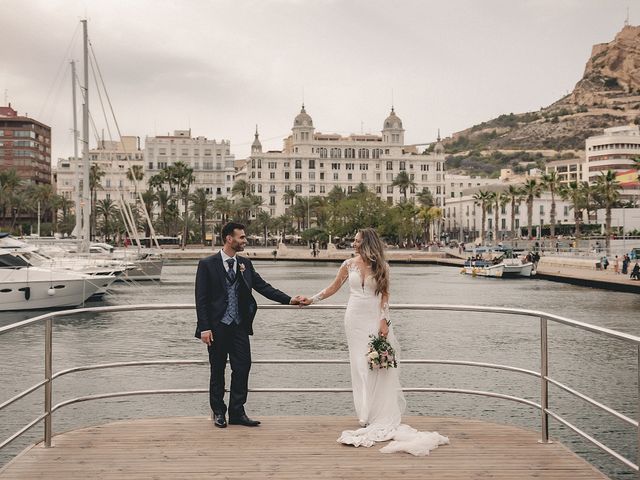 La boda de Rafael y Almudena en Alacant/alicante, Alicante 48
