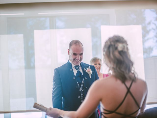 La boda de Sandra y Alejandro en Lleida, Lleida 30