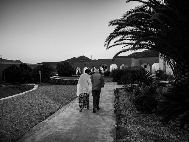 La boda de Rachel y Alberto en Los Escullos, Almería 51