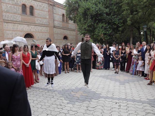 La boda de Victor y Nahikari en Talavera De La Reina, Toledo 22