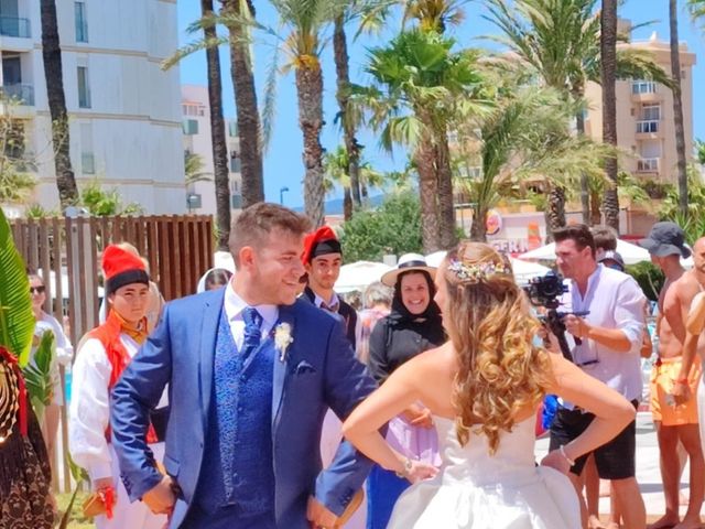 La boda de Óscar  y Minverva en Eivissa, Islas Baleares 6