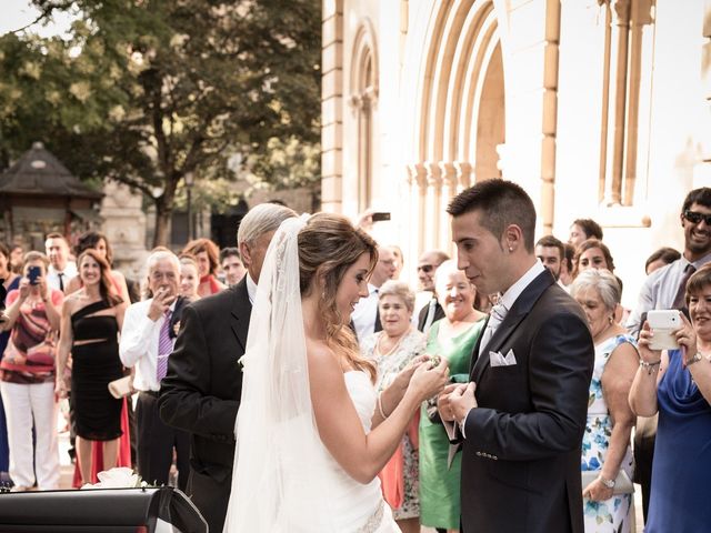 La boda de Fermín y Leyre en Pamplona, Navarra 20