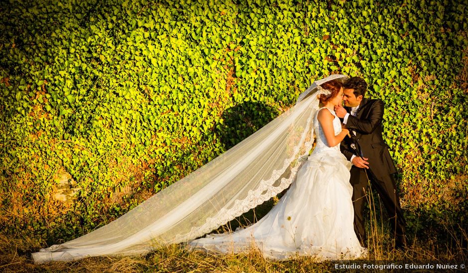 La boda de Iván y Raquel en O Castro, A Coruña