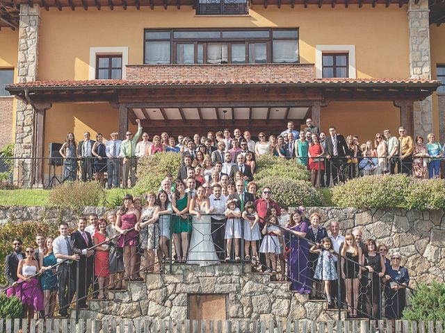 La boda de Ramón y Lucía en Llanes, Asturias 33