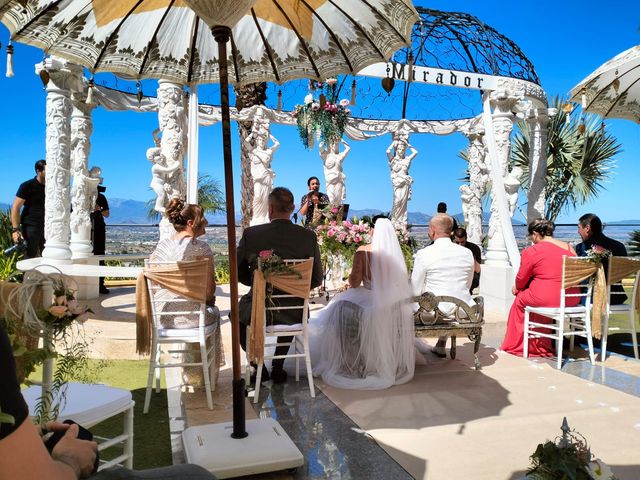 La boda de Marius y Cristina  en Málaga, Málaga 5