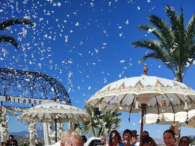 La boda de Marius y Cristina  en Málaga, Málaga 24
