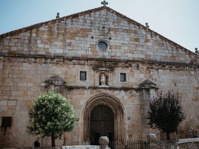 La boda de Raúl y Cristina en San Leonardo De Yague, Soria 40