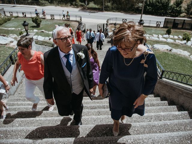 La boda de Raúl y Cristina en San Leonardo De Yague, Soria 53