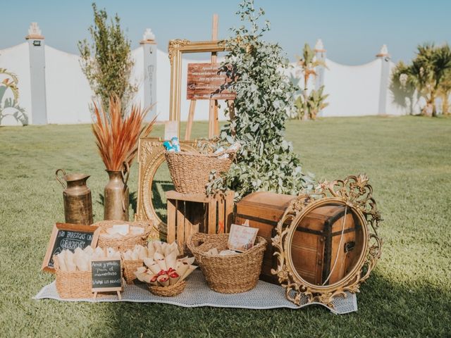 La boda de Jonathan y Gemma en Huelva, Huelva 1