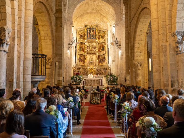 La boda de Alejandro y Candela en Santillana Del Mar, Cantabria 27