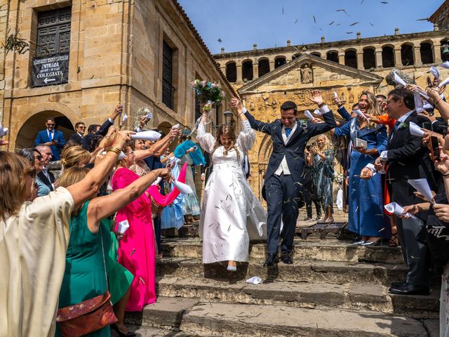 La boda de Alejandro y Candela en Santillana Del Mar, Cantabria 33