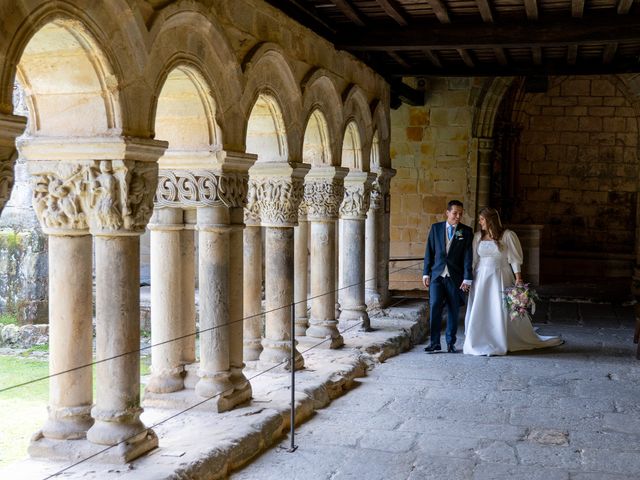 La boda de Alejandro y Candela en Santillana Del Mar, Cantabria 35