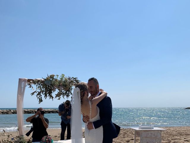 La boda de Santi y Leire en Cambrils, Tarragona 19