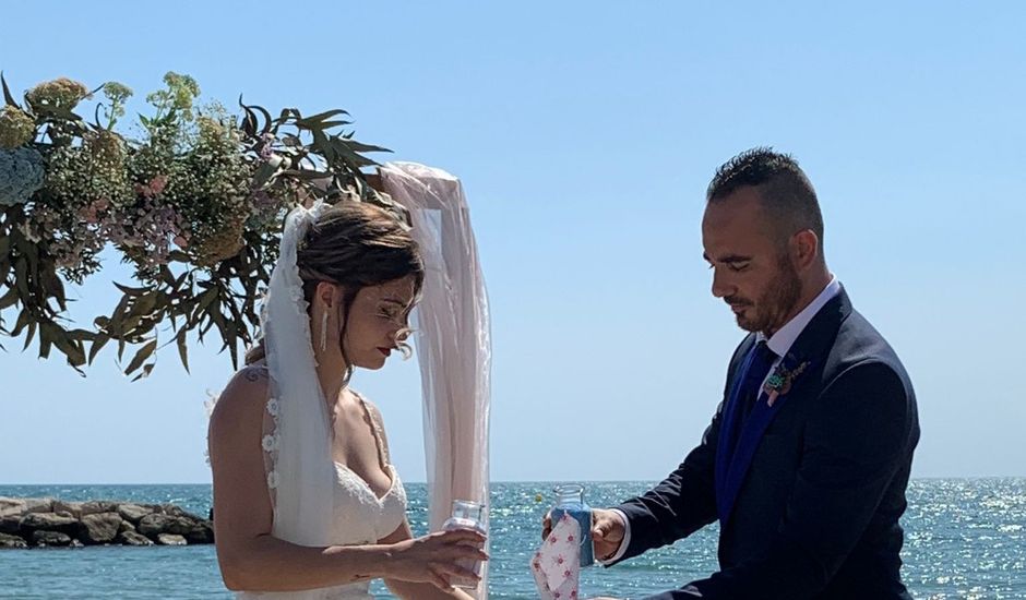 La boda de Santi y Leire en Cambrils, Tarragona