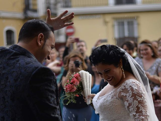 La boda de José  y Isabel en Sevilla, Sevilla 2