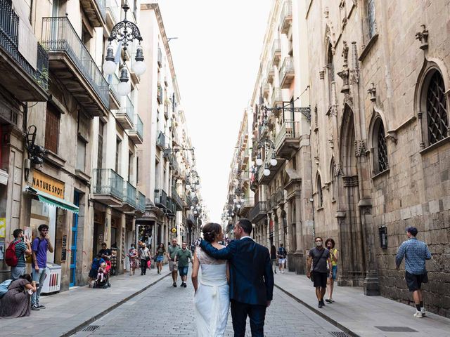 La boda de Dani y Vero en Barcelona, Barcelona 44