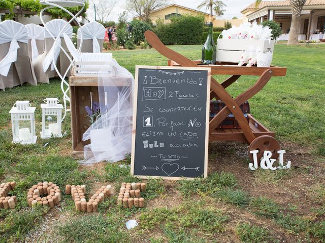 La boda de Jorge y Laura en Catarroja, Valencia 13