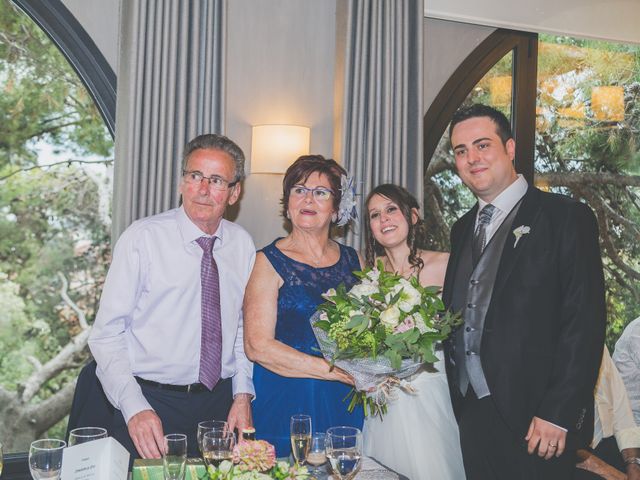 La boda de Jonatan y Eva en Sant Boi De Llobregat, Barcelona 34