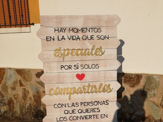 La boda de Miriam y Miguel Angel en Santiago De Alcantara, Cáceres 1