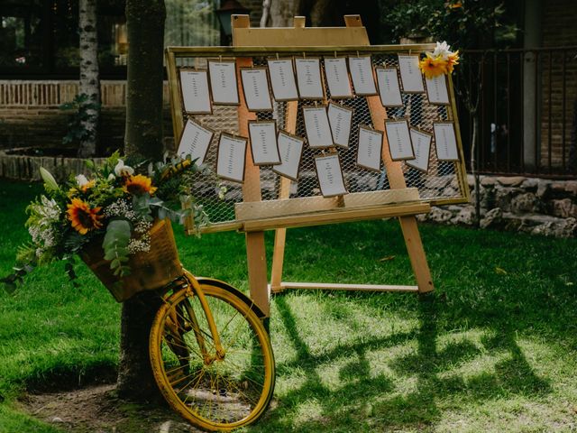 La boda de Álvaro y Ara en Alalpardo, Madrid 126