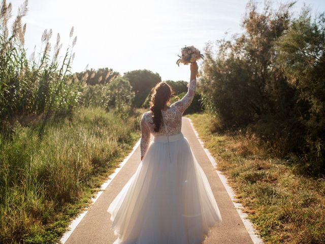 La boda de David y Maria en Vilanova I La Geltru, Barcelona 63