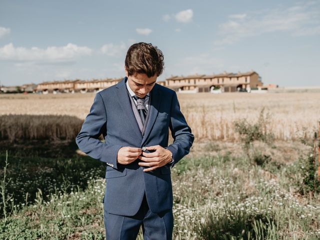 La boda de Javi y Sara en Torrecaballeros, Segovia 53