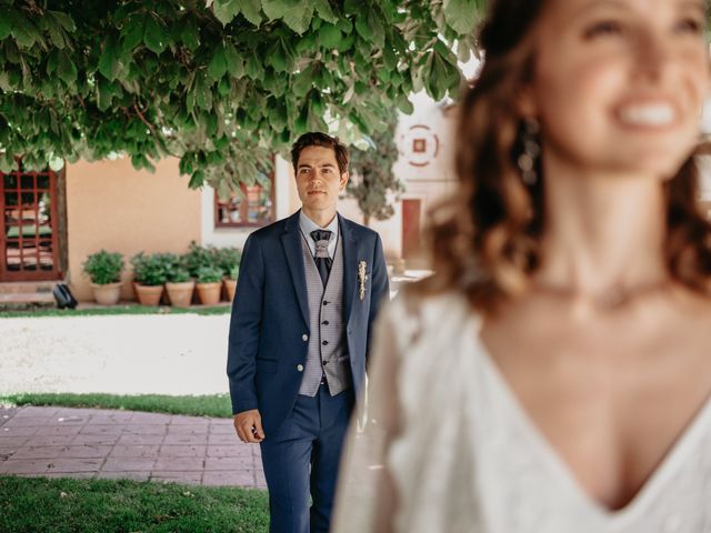 La boda de Javi y Sara en Torrecaballeros, Segovia 276