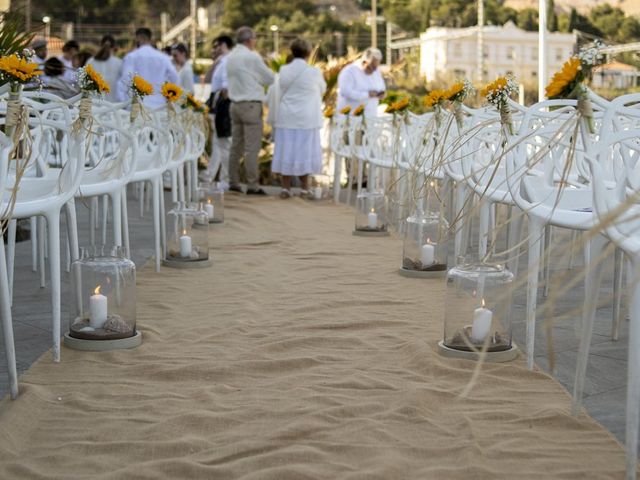 La boda de Pau y Candela en Garraf, Barcelona 4