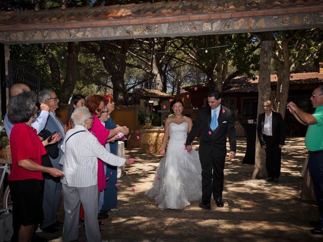 La boda de Alejandro y Hunai en Talamanca Del Jarama, Madrid 20