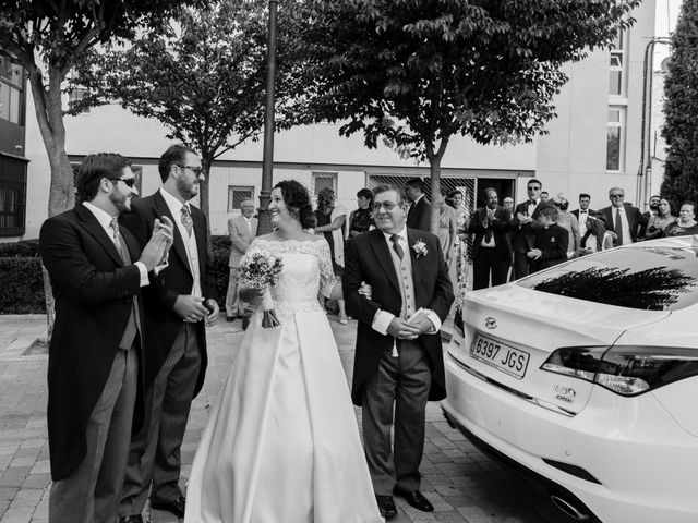 La boda de Faly y Noelia en Fuenlabrada, Madrid 12
