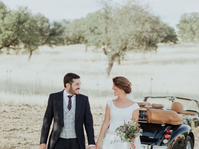 La boda de Luis  y Laura  en Madrid, Madrid 22