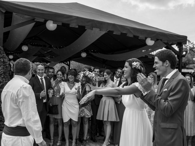 La boda de Javier y Leire en Loiu, Vizcaya 31