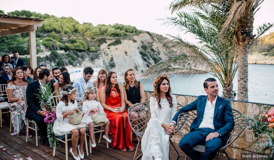 La boda de Chiqui y Vicky en Xàbia/jávea, Alicante