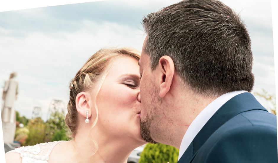 La boda de Omar y Cristina en San Cucao, Asturias