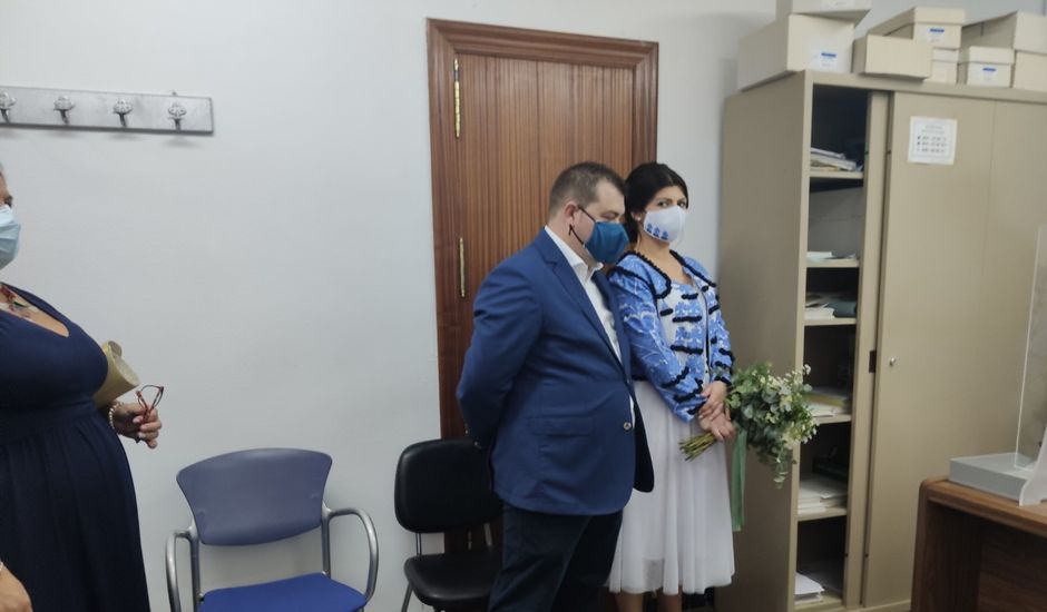 La boda de Miguel y Aida en Betxí, Castellón