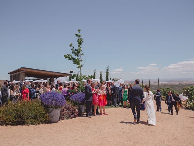 La boda de Manu y Bea en Hoyo De Manzanares, Madrid 28